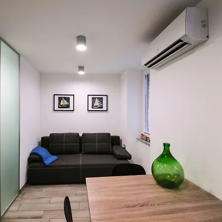 Apartment Vacation Station