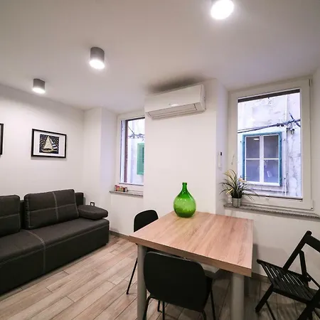 Apartment Vacation Station