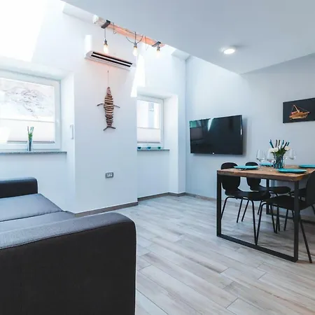 Vacation Station Piran